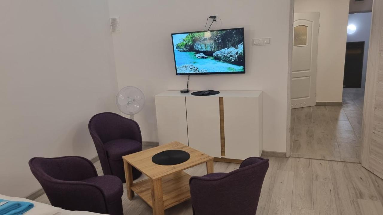Appartamento Etna 3 Dom Z Parkingiem Rzeszow Morgowa Esterno foto